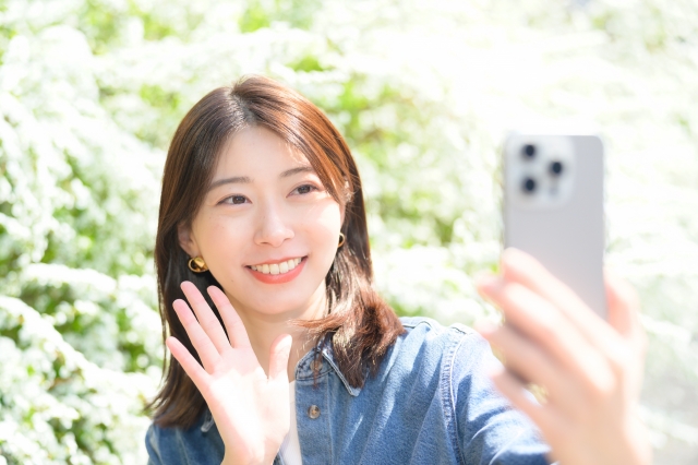 自宅で簡単『表情筋トレーニング』